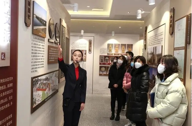a2cc7cd98d1001e96b3bcabb12c0efe755e7975d_副本.jpg